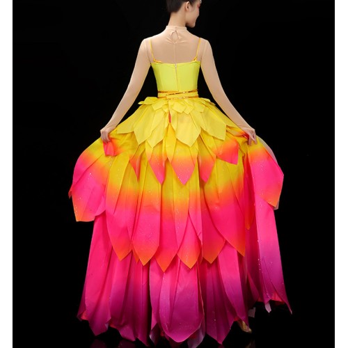 Yellow pink gradient colored petals flamenco dance dresses for women girls  opening dance spanish bull dance atmosphere petal long skirt for female